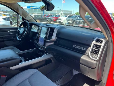 Used 2020 RAM 1500 Big Horn AWD/4WD image 29