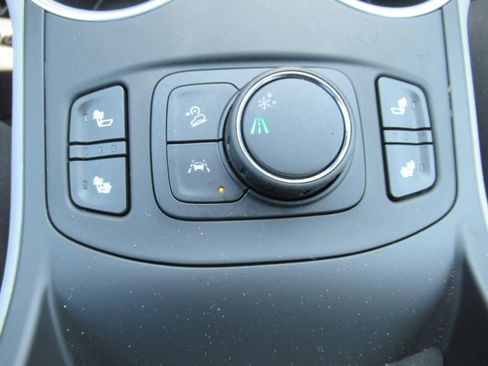 Used 2021 GMC Terrain SLT w/ Infotainment Package II FWD image 25