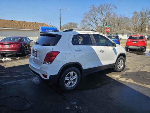 Used 2020 Chevrolet Trax LT w/ Driver Confidence Package image 12