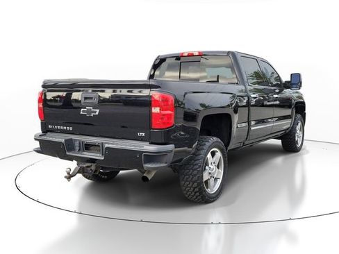 Used 2015 Chevrolet Silverado 2500 LTZ w/ Custom Sport Edition image 4