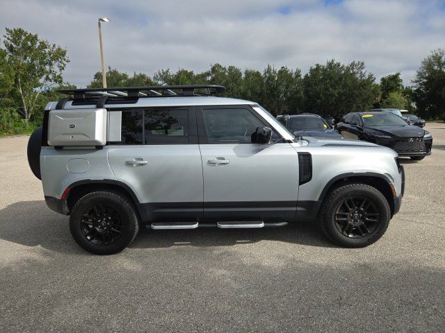 Used 2022 Land Rover Defender 110 S AWD/4WD image 6