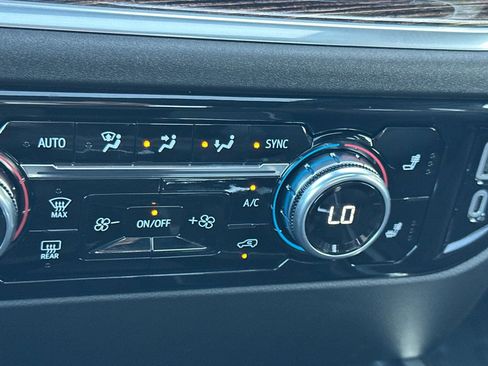 Used 2026 GMC Sierra 1500 Elevation w/ Elevation Premium Package image 29