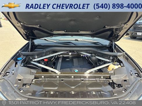 Used 2021 BMW X5 xDrive40i w/ Convenience Package AWD/4WD image 16