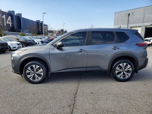 Certified 2023 Nissan Rogue SV image 7