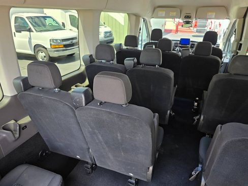 Used 2021 Ford Transit 350 XLT RWD image 22