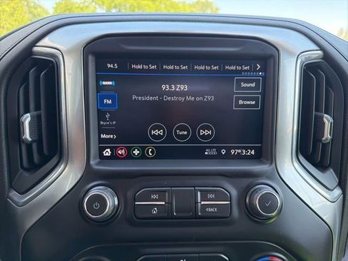 Used 2021 Chevrolet Silverado 1500 LT AWD/4WD image 26
