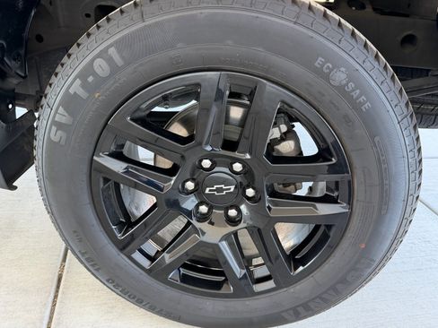 Used 2024 Chevrolet Silverado 1500 RST w/ LPO, Dark Essentials Package AWD/4WD image 29