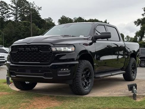 New 2026 RAM 1500 Express AWD/4WD image 3