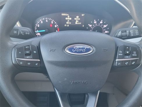 Certified 2020 Ford Escape SE image 27