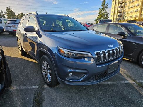 Used 2020 Jeep Cherokee Latitude Plus w/ Comfort/Convenience Group image 1