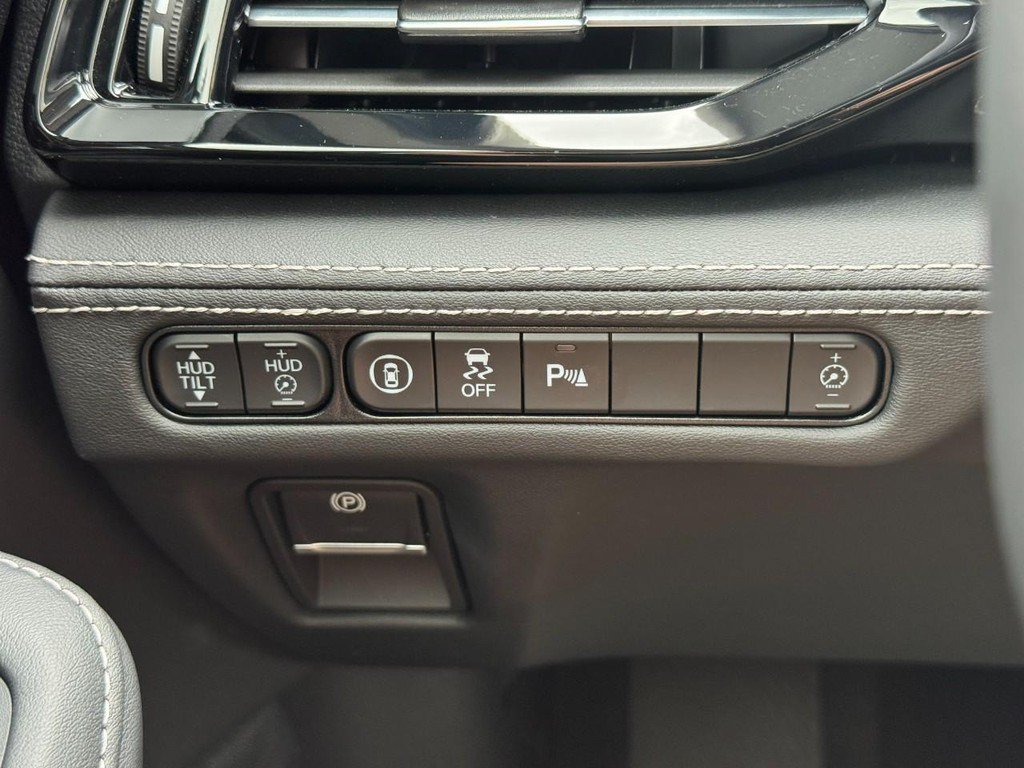 Certified 2026 Acura MDX w/ Advance Package AWD/4WD image 23