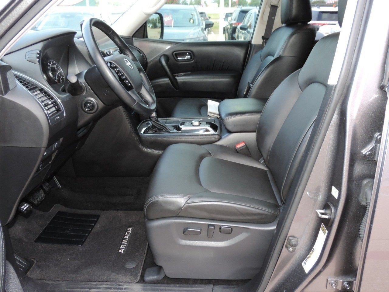 Used 2022 Nissan Armada SV w/ SV Appearance Package RWD image 19