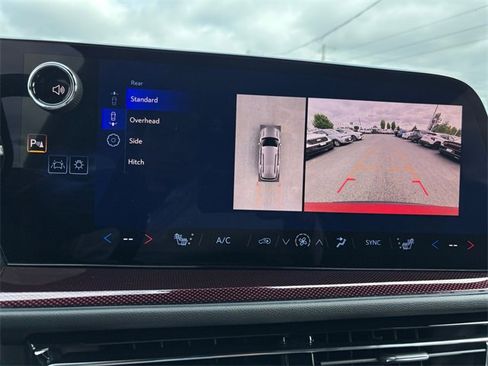 New 2026 Chevrolet Traverse Z71 w/ Enhanced Driving Package image 21