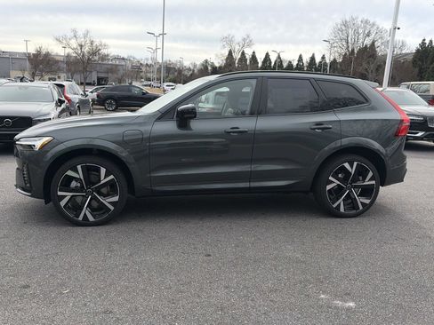 New 2026 Volvo XC60 T8 Ultra w/ Climate Package PRO image 4