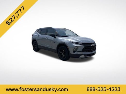 Used 2024 Chevrolet Blazer LT w/ Midnight/Sport Edition FWD image 7