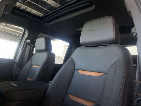 New 2026 GMC Sierra 2500 AT4 w/ AT4 Premium Plus Package AWD/4WD image 20