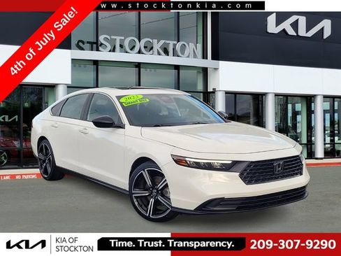 Used 2023 Honda Accord Sport image 1
