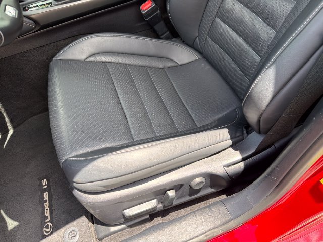 Used 2023 Lexus IS 350 F Sport RWD image 21