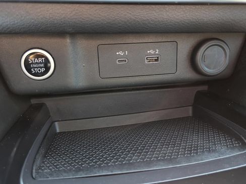 Used 2023 Nissan Rogue SL FWD image 31