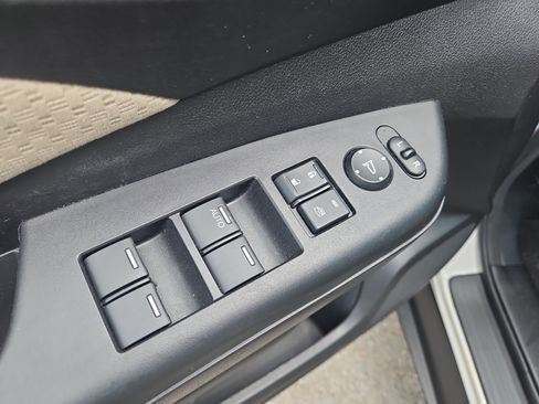 Used 2015 Honda CR-V EX image 15