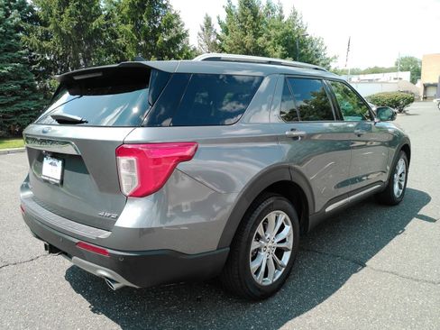 Used 2021 Ford Explorer Limited w/ Equipment Group 301A AWD/4WD image 6