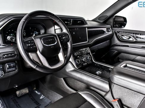 Used 2023 GMC Yukon Denali image 17