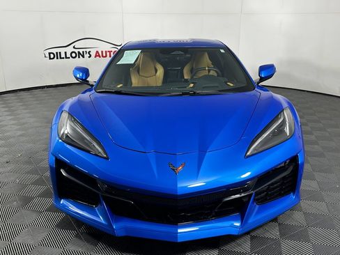 Used 2025 Chevrolet Corvette Z06 RWD image 17