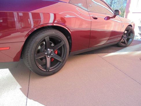 Used 2020 Dodge Challenger SRT Hellcat image 27