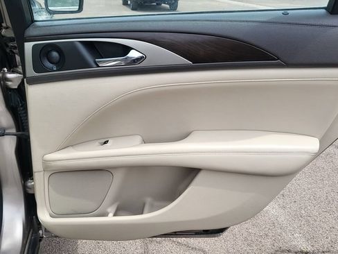 Used 2018 Lincoln MKZ Reserve w/ Climate Package FWD image 20