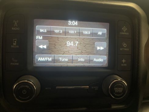 Used 2019 Jeep Wrangler Unlimited Sport S image 20