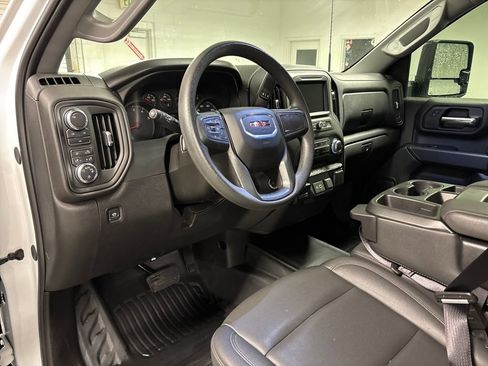 Used 2024 GMC Sierra 3500 Pro image 28