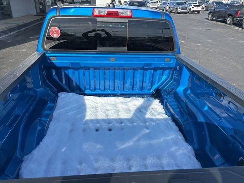 Used 2023 Chevrolet Colorado Z71 w/ Z71 Convenience Package 2 image 13