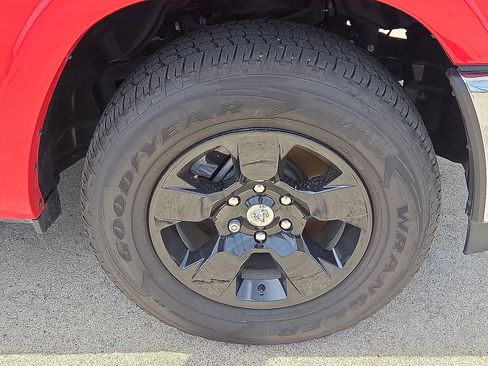New 2025 RAM 1500 Big Horn AWD/4WD image 7