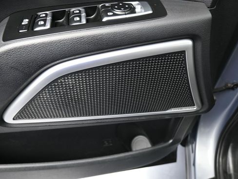 Used 2021 Kia Telluride LX image 14