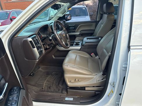 Used 2018 Chevrolet Silverado 1500 LTZ Z71 image 10