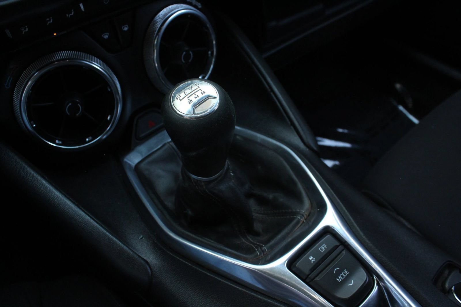 Used 2016 Chevrolet Camaro LT RWD image 26