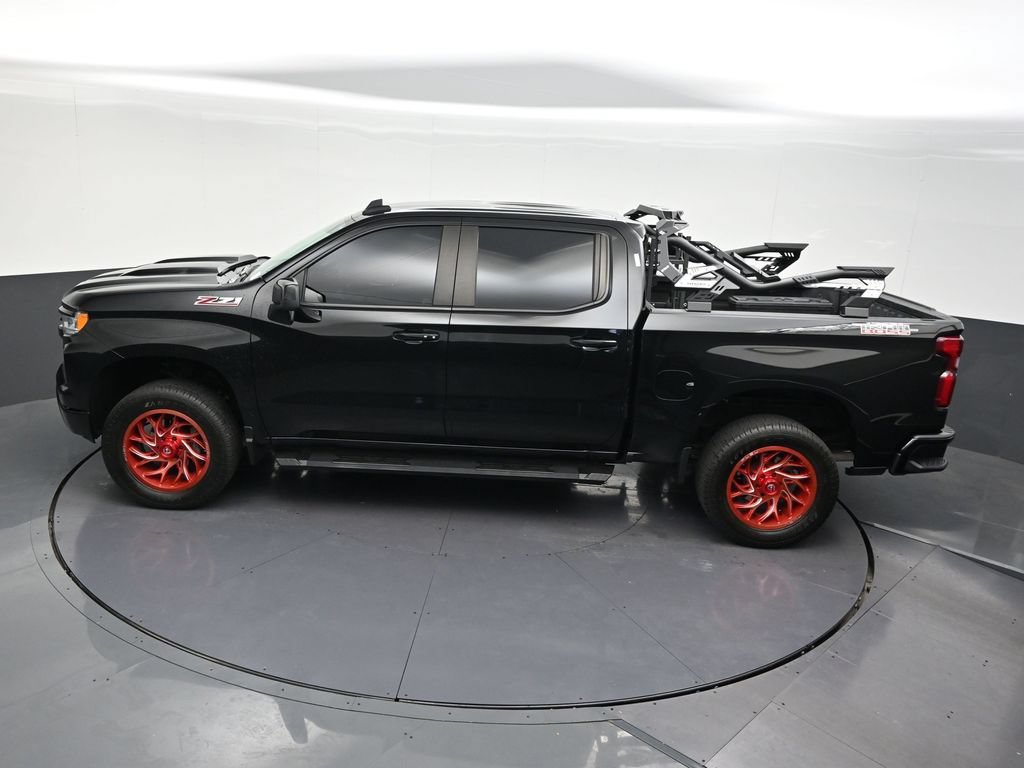 Used 2024 Chevrolet Silverado 1500 LT Trail Boss AWD/4WD image 16