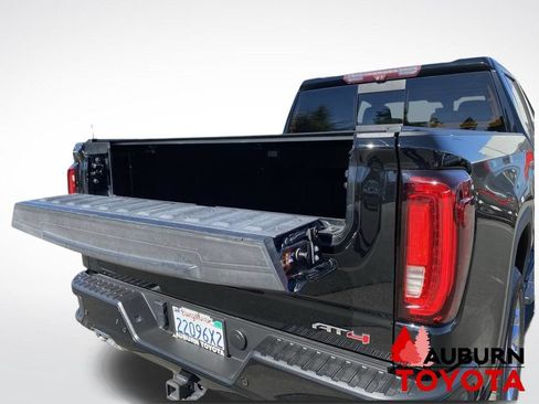 Used 2020 GMC Sierra 1500 AT4 w/ AT4 Premium Package AWD/4WD image 13