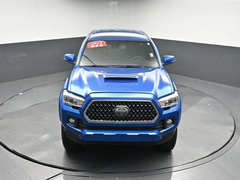 Used 2018 Toyota Tacoma TRD Sport image 34