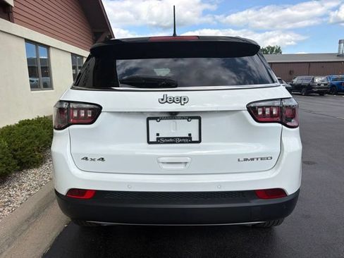 Used 2023 Jeep Compass Limited AWD/4WD image 12