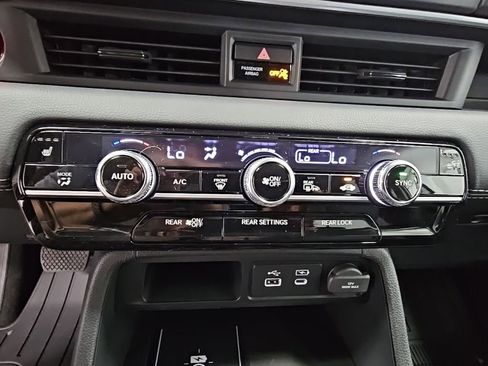 New 2025 Honda Pilot EX-L image 19