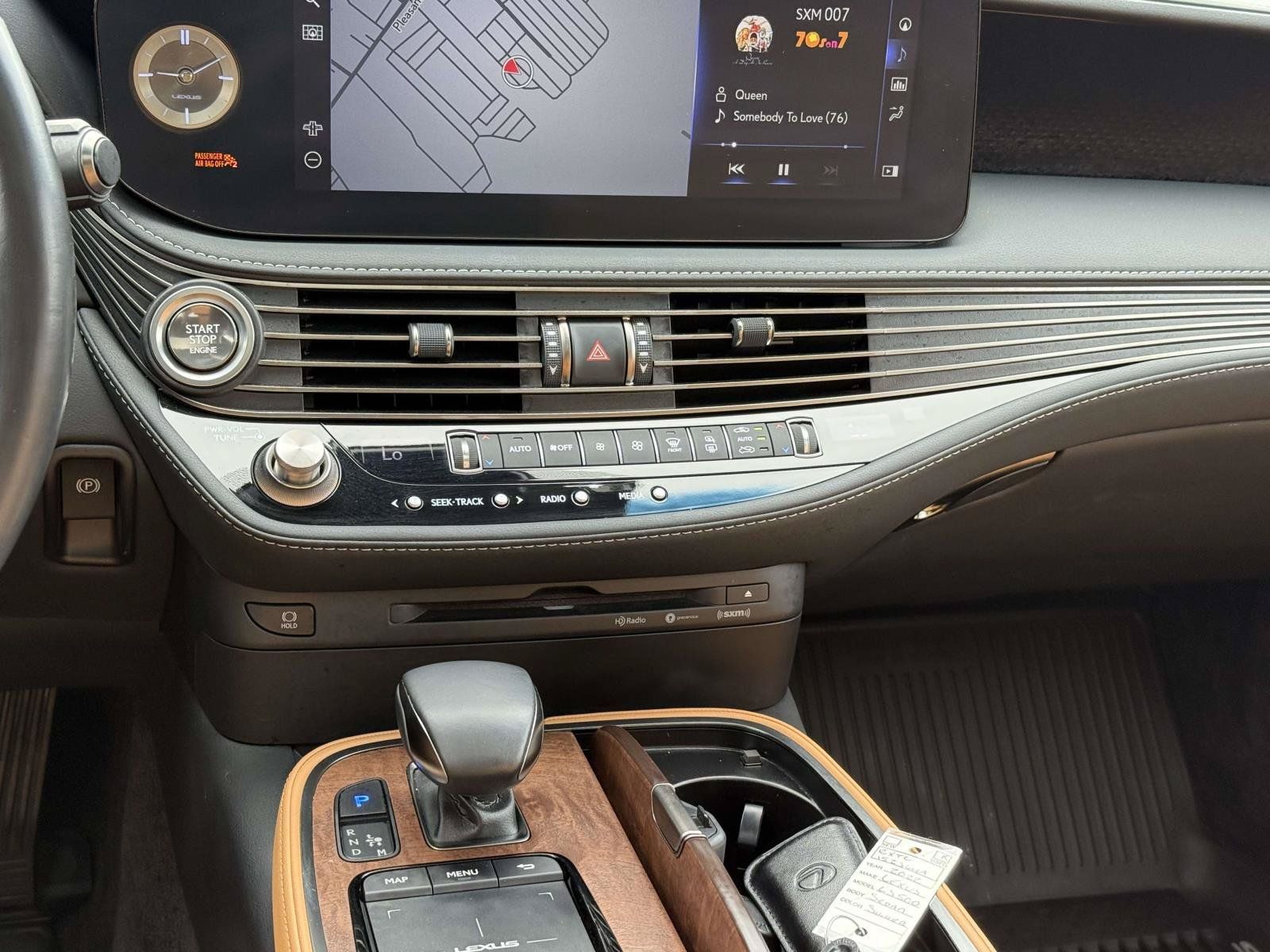 Used 2022 Lexus LS 500 AWD w/ Accessory Package (Z1) image 18
