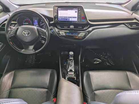 Used 2019 Toyota C-HR Limited FWD image 17