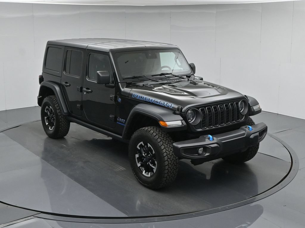 Used 2024 Jeep Wrangler Unlimited Rubicon 4xe w/ Technology Group AWD/4WD image 39