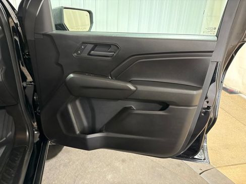 Certified 2026 Chevrolet Colorado W/T w/ WT Custom Package AWD/4WD image 21