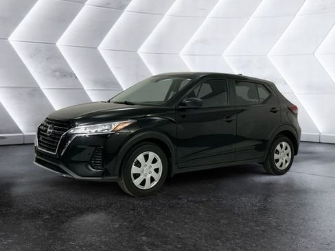 Used 2024 Nissan Kicks S FWD image 3