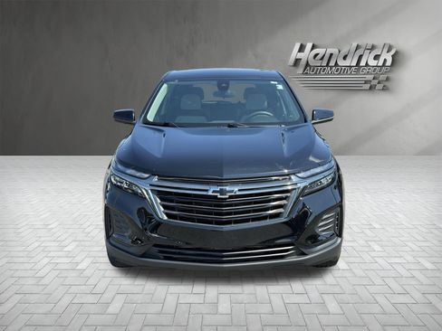 Used 2024 Chevrolet Equinox LS w/ LS Convenience Package FWD image 3