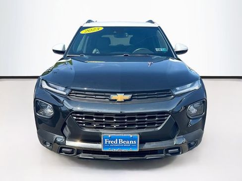Used 2023 Chevrolet TrailBlazer ACTIV w/ Convenience Package FWD image 2