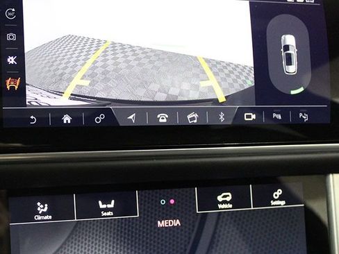 Used 2021 Land Rover Range Rover P525 Westminster Edition LWB image 14