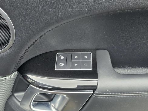 Used 2017 Land Rover Range Rover Sport HSE image 34